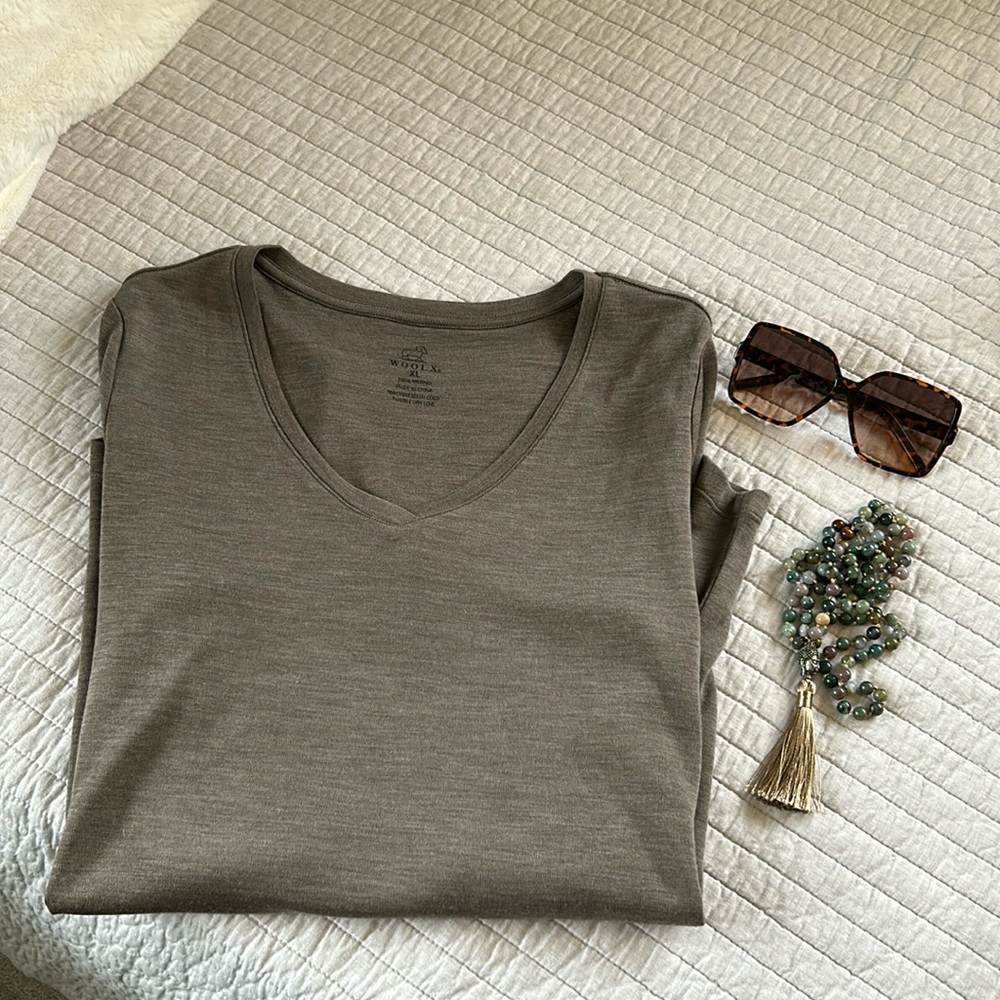 WOOLX, Eva Long sleeve, V neck, 100% merino, XL women’s baselayer shirt tunic